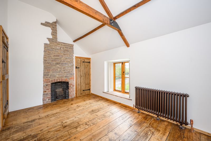 Bedroom- click for photo gallery